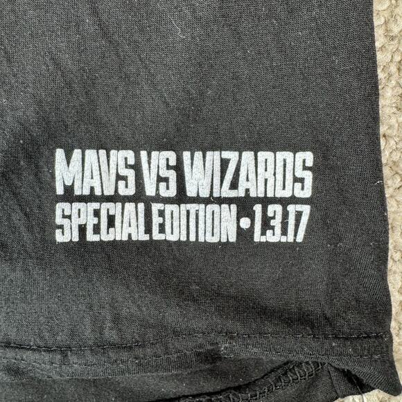 Dallas Mavericks Mens Mavs Skyline Special Edition 1.13.17 T-Shirt XL NBA Finals - Picture 4 of 8